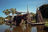 Tonle Sap - Kampong Phluk floating village - stilted houses